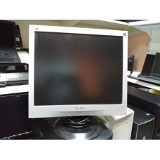 Монитор 17 Viewsonic VA703M Silver (LCD, 5мс, 1280x1024, D-Sub)